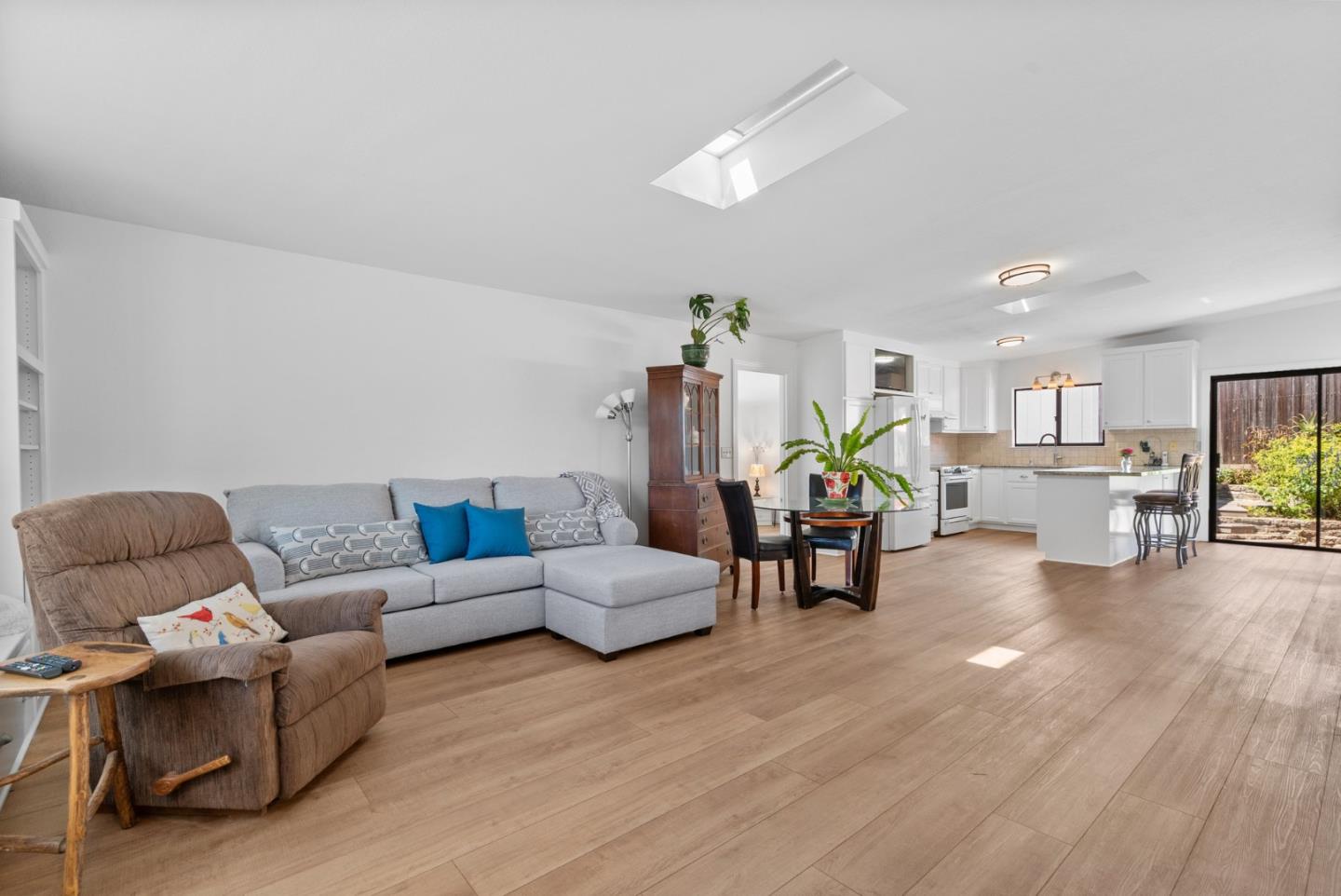 Detail Gallery Image 6 of 54 For 1881 Cox Rd, Aptos,  CA 95003 - 3 Beds | 2 Baths