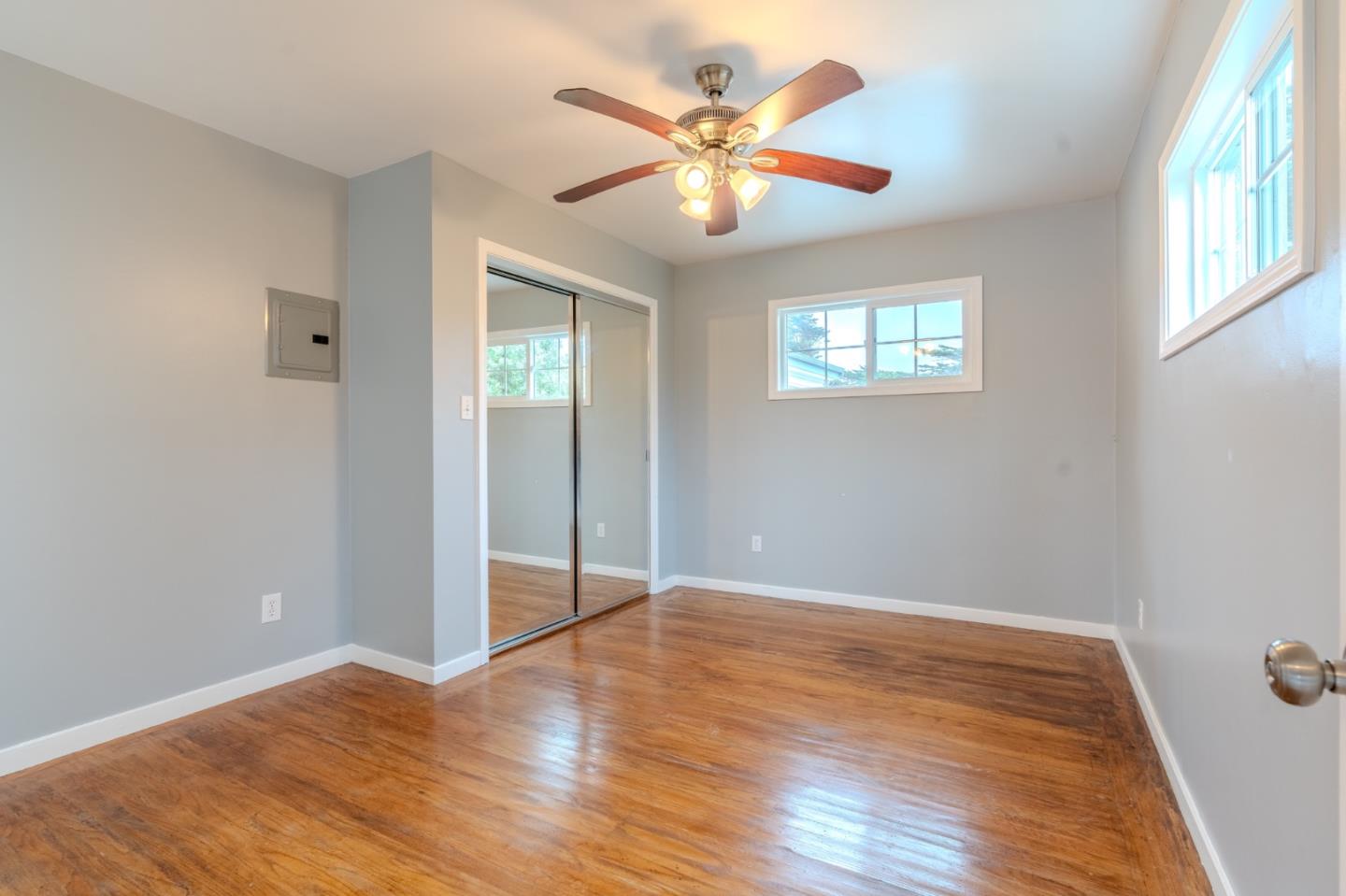 Detail Gallery Image 8 of 10 For 102 Brighton Rd #3,  Pacifica,  CA 94044 - 1 Beds | 1 Baths