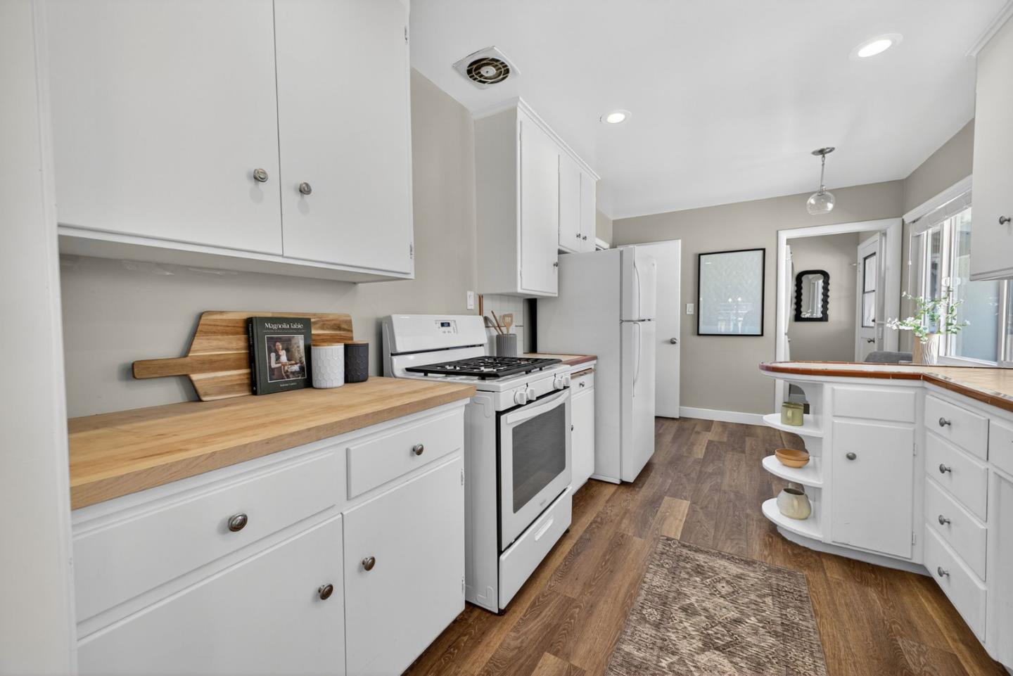 Detail Gallery Image 15 of 44 For 1737 Blackford Ln, San Jose,  CA 95125 - 3 Beds | 2 Baths