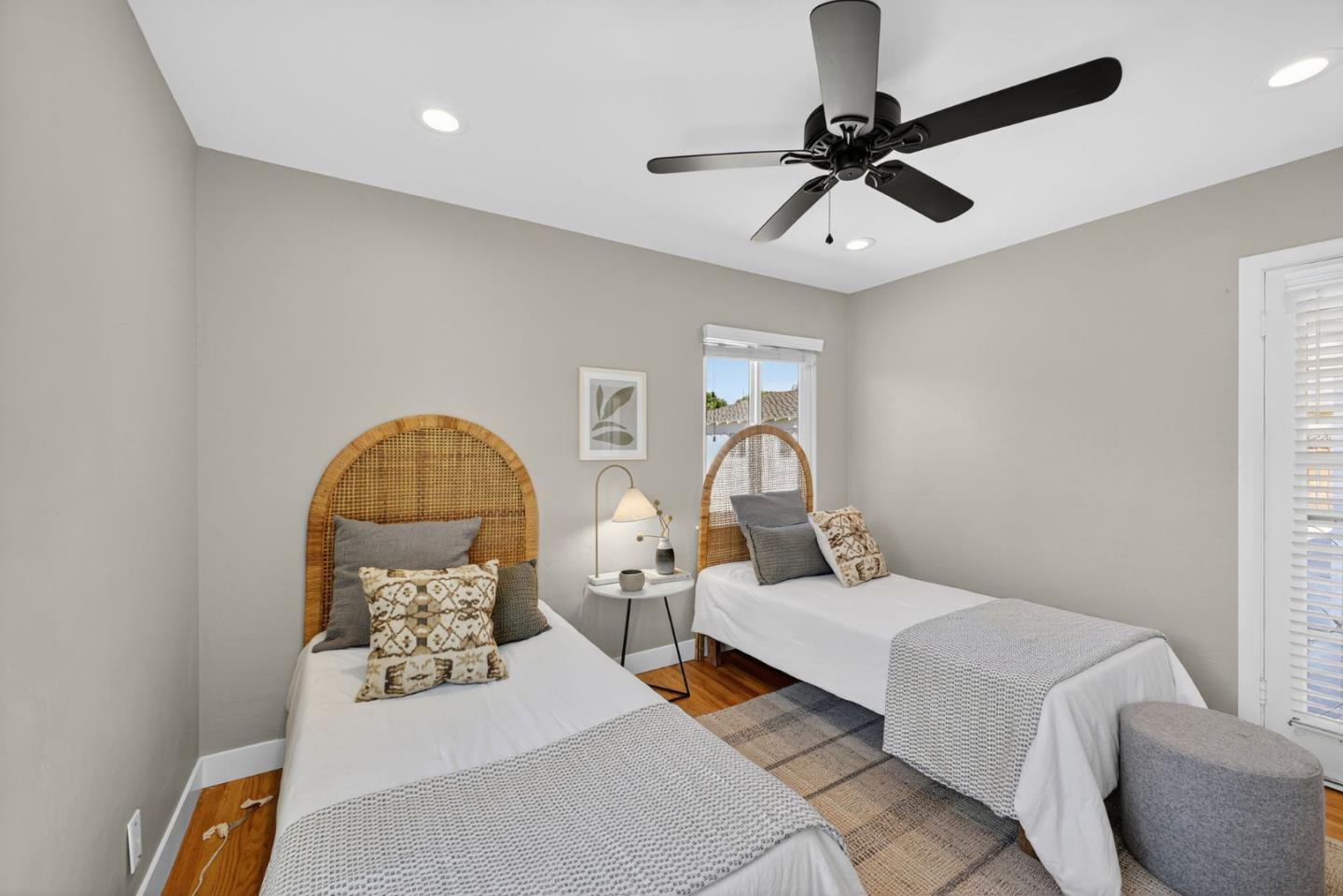 Detail Gallery Image 31 of 44 For 1737 Blackford Ln, San Jose,  CA 95125 - 3 Beds | 2 Baths