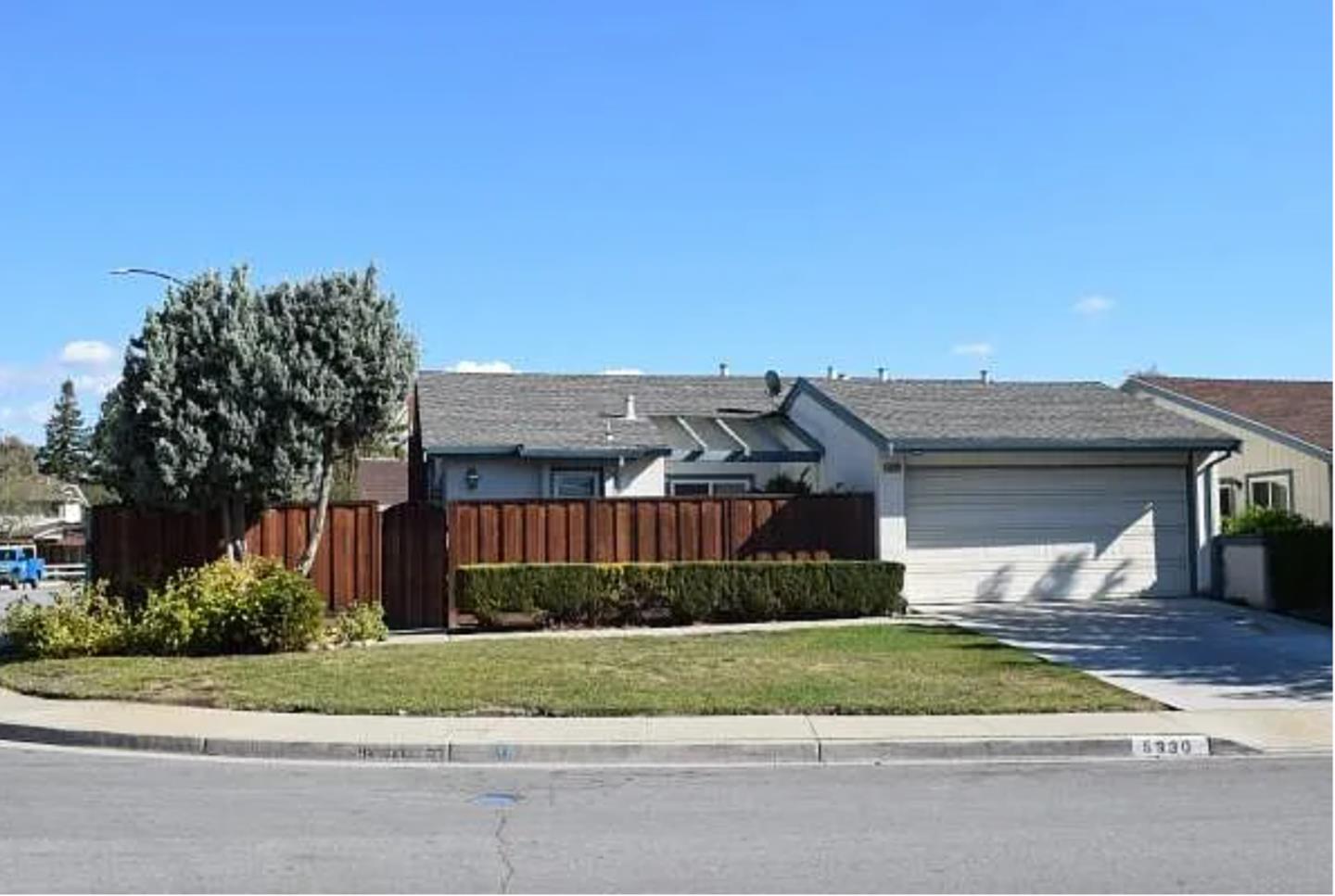 Front Image Thumbnail for ML82017647