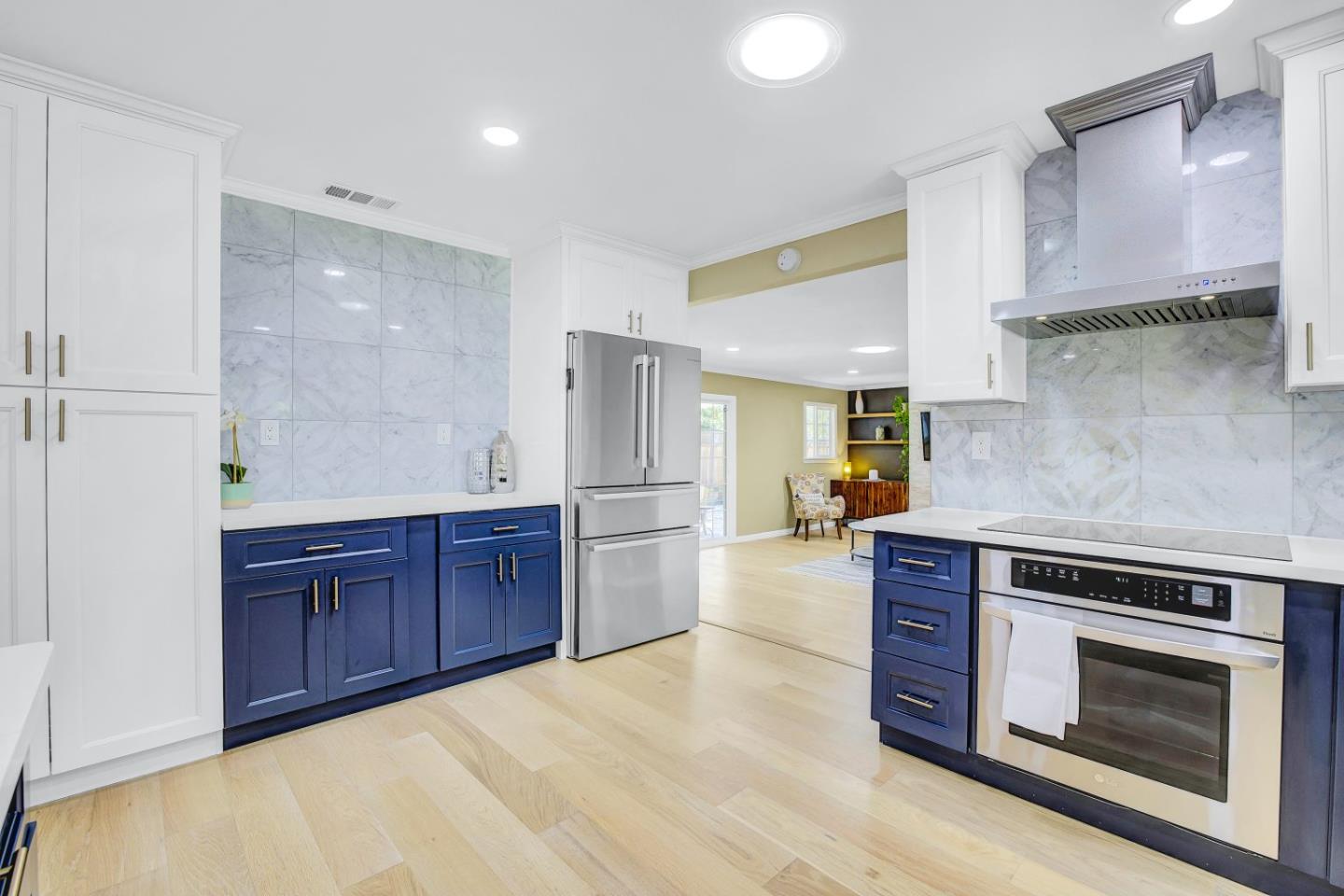 Detail Gallery Image 10 of 44 For 3308 Whitman Way, San Jose,  CA 95132 - 3 Beds | 2 Baths