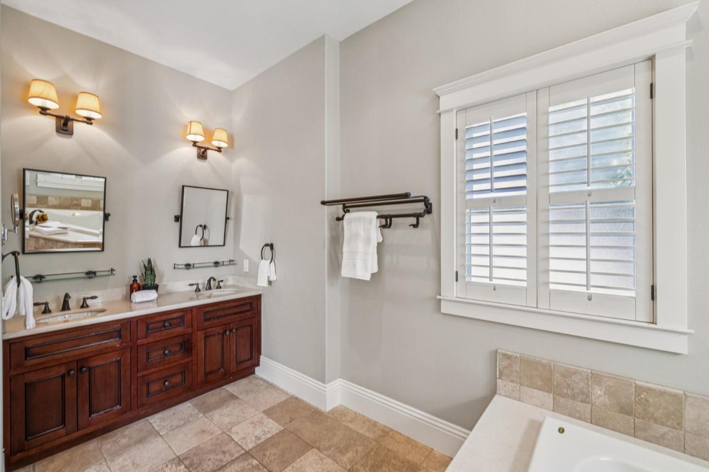 Detail Gallery Image 29 of 56 For 414 Belleville Blvd, Half Moon Bay,  CA 94019 - 3 Beds | 2/1 Baths