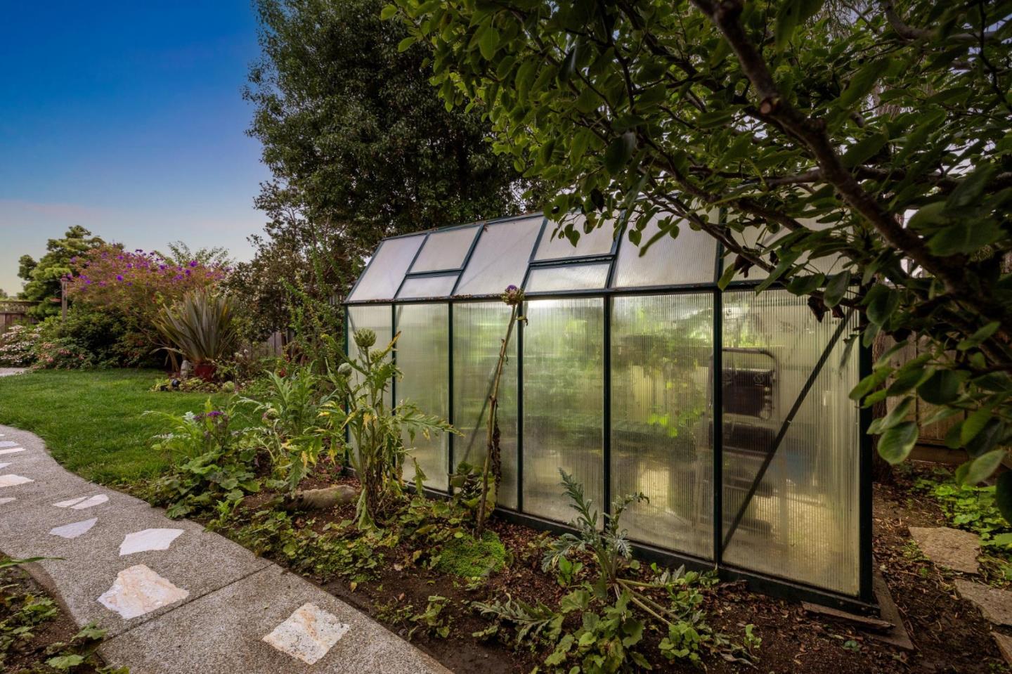 Detail Gallery Image 52 of 56 For 414 Belleville Blvd, Half Moon Bay,  CA 94019 - 3 Beds | 2/1 Baths
