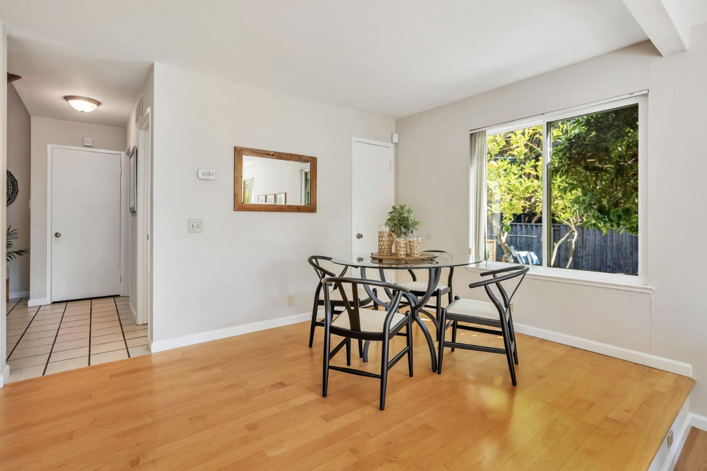 Detail Gallery Image 25 of 68 For 6357 Pismo Ct, San Jose,  CA 95123 - 4 Beds | 2/1 Baths