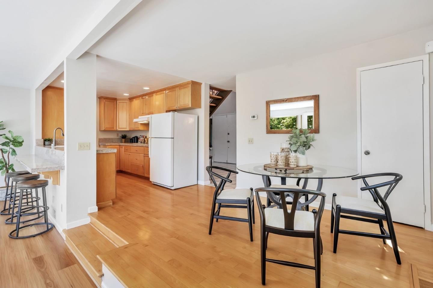 Detail Gallery Image 26 of 68 For 6357 Pismo Ct, San Jose,  CA 95123 - 4 Beds | 2/1 Baths