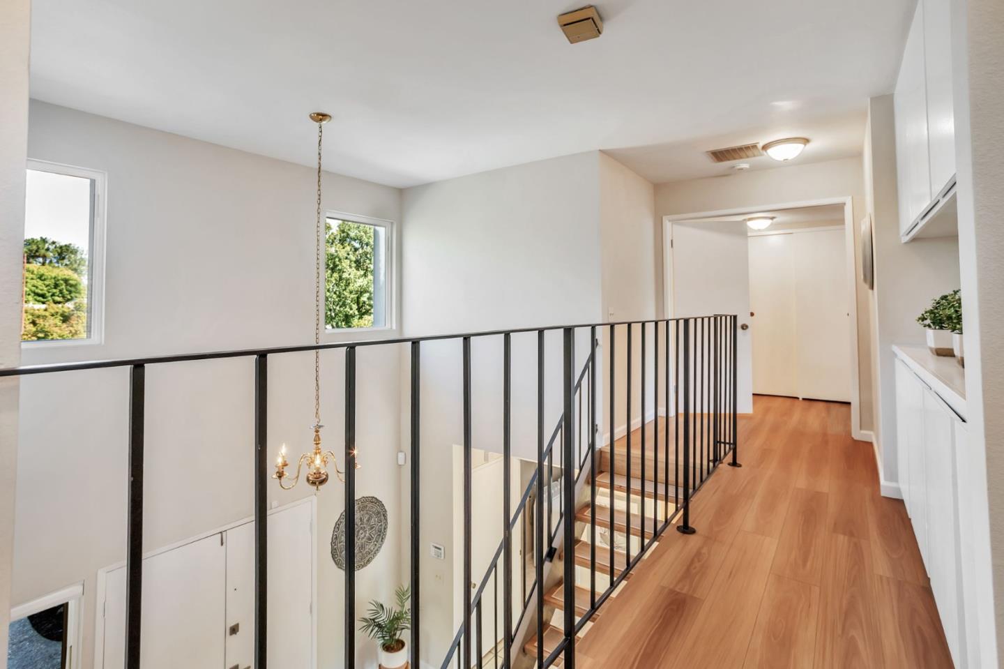Detail Gallery Image 29 of 68 For 6357 Pismo Ct, San Jose,  CA 95123 - 4 Beds | 2/1 Baths