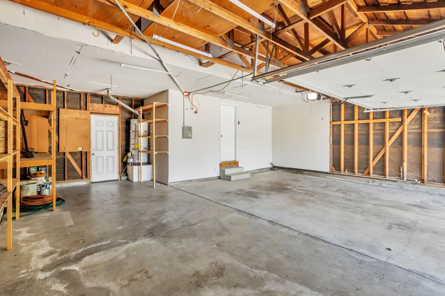 Detail Gallery Image 47 of 68 For 6357 Pismo Ct, San Jose,  CA 95123 - 4 Beds | 2/1 Baths