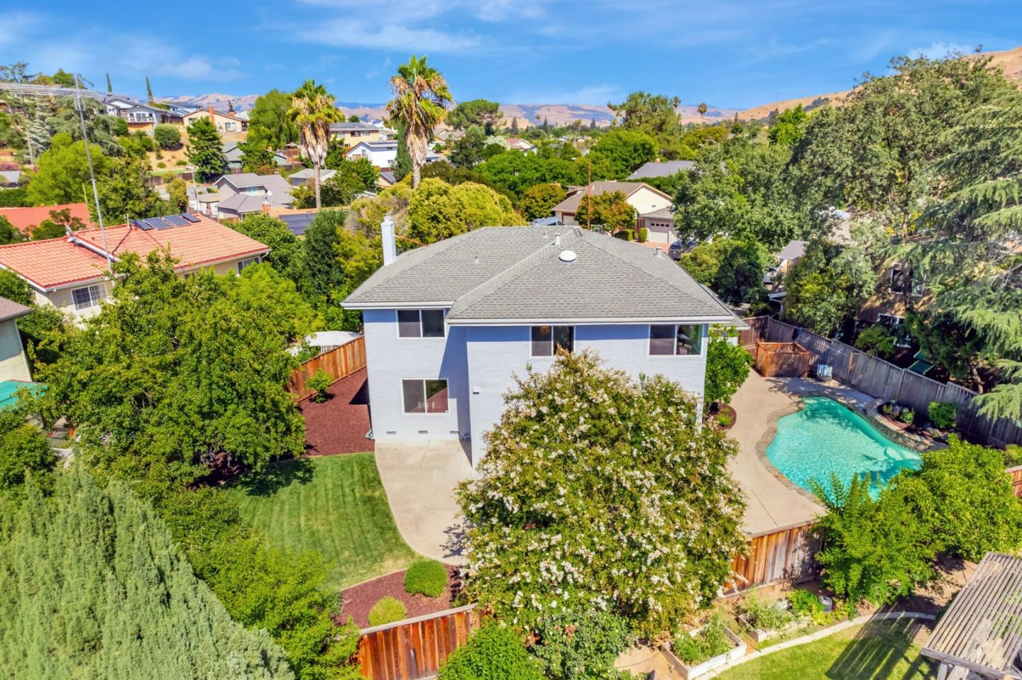 Detail Gallery Image 60 of 68 For 6357 Pismo Ct, San Jose,  CA 95123 - 4 Beds | 2/1 Baths