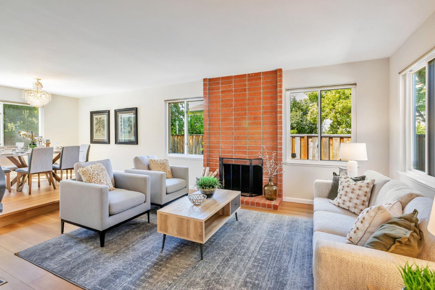 Detail Gallery Image 7 of 68 For 6357 Pismo Ct, San Jose,  CA 95123 - 4 Beds | 2/1 Baths