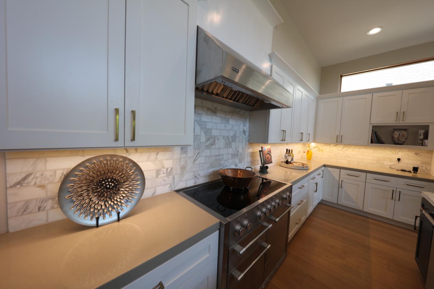 Detail Gallery Image 13 of 61 For 1238 Blewett Ave, San Jose,  CA 95125 - 6 Beds | 6/1 Baths
