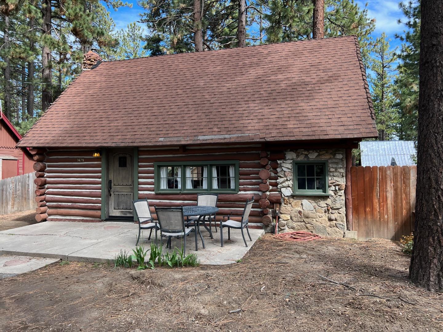 Detail Gallery Image 1 of 25 For 3679 Alder Ave, South Lake Tahoe,  CA 96150 - 2 Beds | 2 Baths
