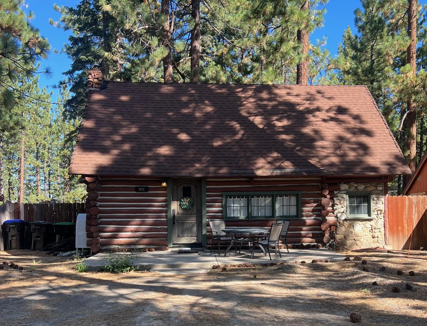 Detail Gallery Image 2 of 25 For 3679 Alder Ave, South Lake Tahoe,  CA 96150 - 2 Beds | 2 Baths