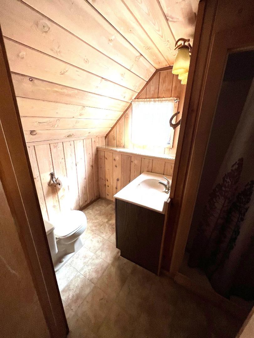 Detail Gallery Image 23 of 25 For 3679 Alder Ave, South Lake Tahoe,  CA 96150 - 2 Beds | 2 Baths