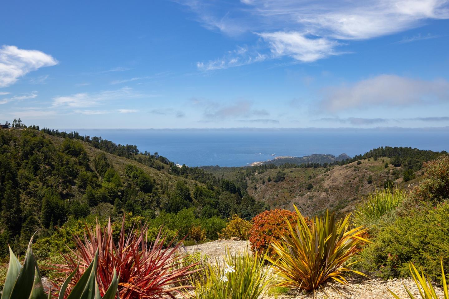 Detail Gallery Image 3 of 48 For 3200 Red Wolf Dr, Carmel,  CA 93923 - 5 Beds | 6/2 Baths
