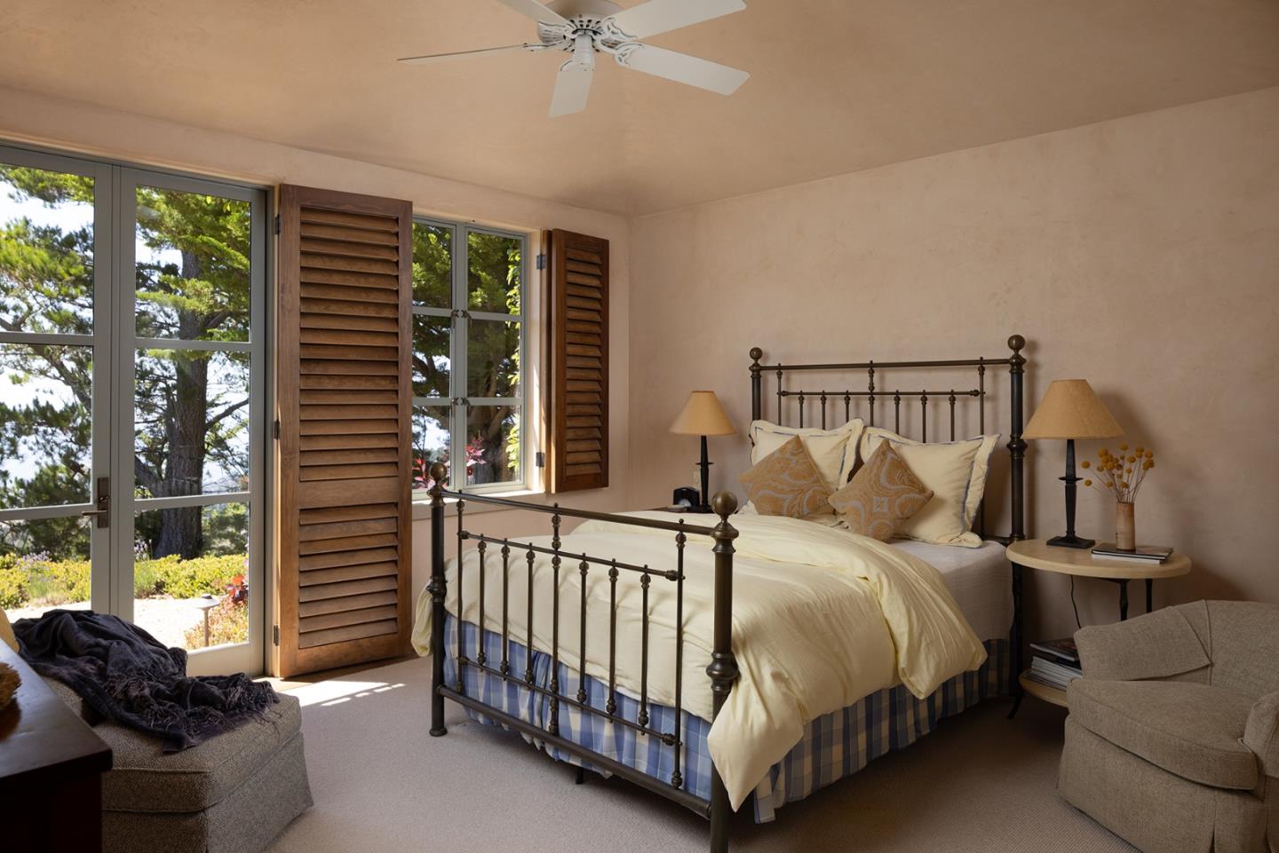 Detail Gallery Image 33 of 48 For 3200 Red Wolf Dr, Carmel,  CA 93923 - 5 Beds | 6/2 Baths