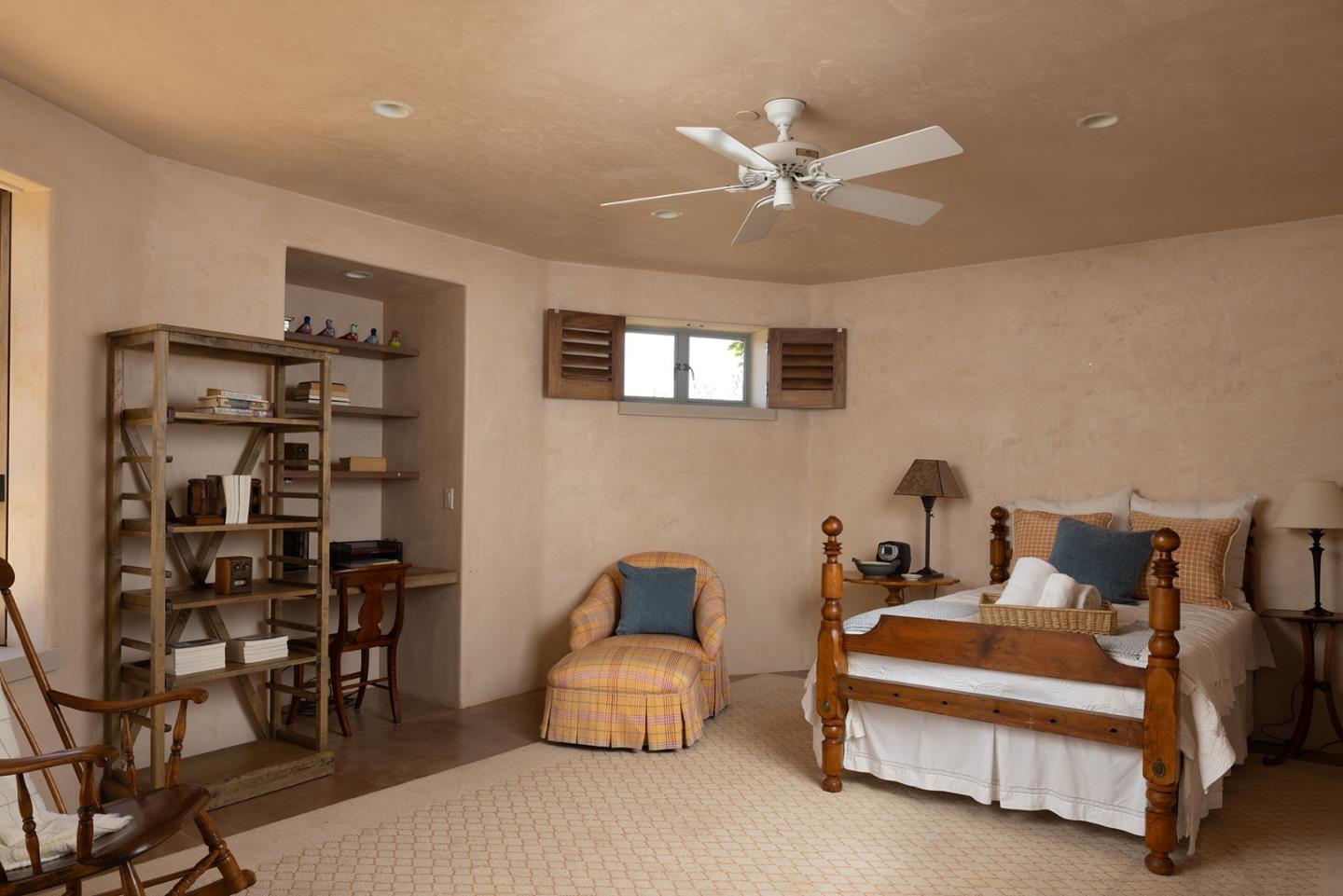 Detail Gallery Image 36 of 48 For 3200 Red Wolf Dr, Carmel,  CA 93923 - 5 Beds | 6/2 Baths