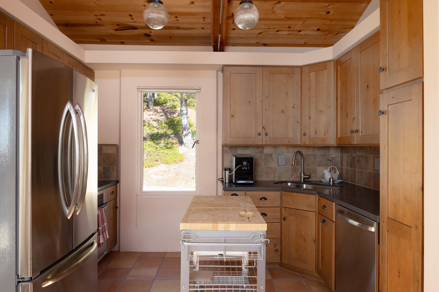Detail Gallery Image 42 of 48 For 3200 Red Wolf Dr, Carmel,  CA 93923 - 5 Beds | 6/2 Baths