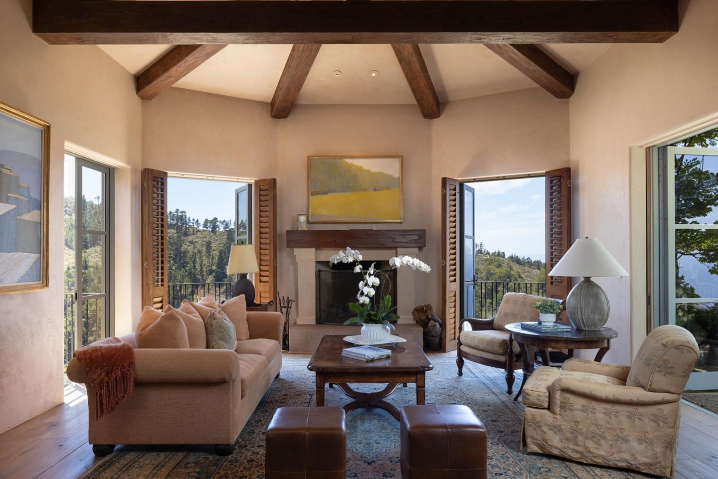 Detail Gallery Image 8 of 48 For 3200 Red Wolf Dr, Carmel,  CA 93923 - 5 Beds | 6/2 Baths