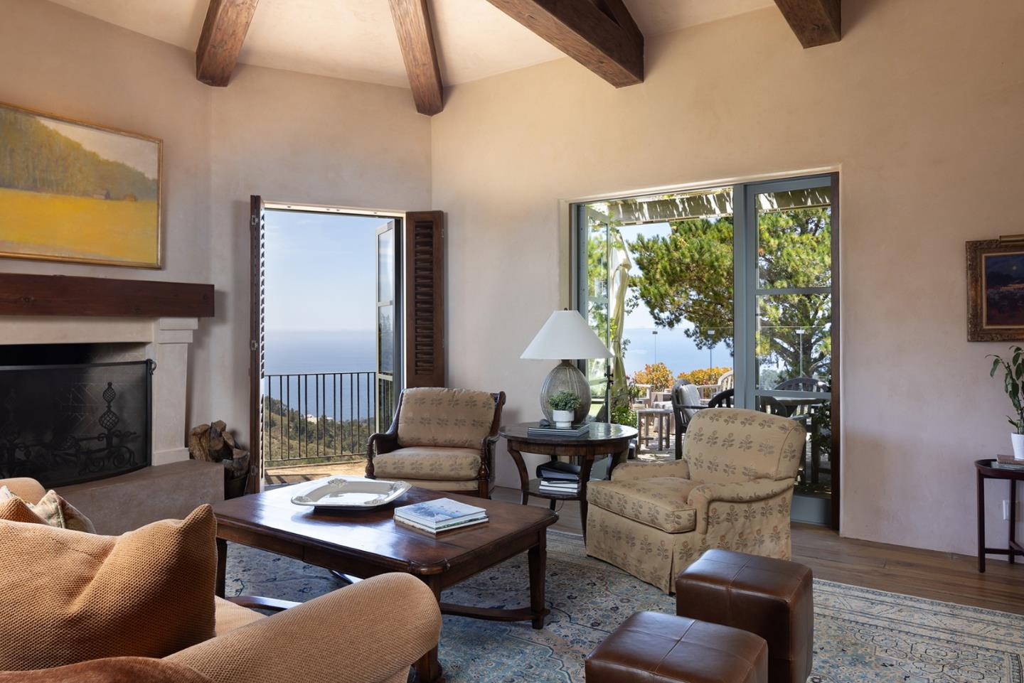 Detail Gallery Image 9 of 48 For 3200 Red Wolf Dr, Carmel,  CA 93923 - 5 Beds | 6/2 Baths