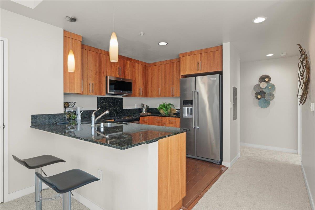 Detail Gallery Image 7 of 20 For 38 N Almaden Blvd #1220,  San Jose,  CA 95110 - 2 Beds | 2 Baths