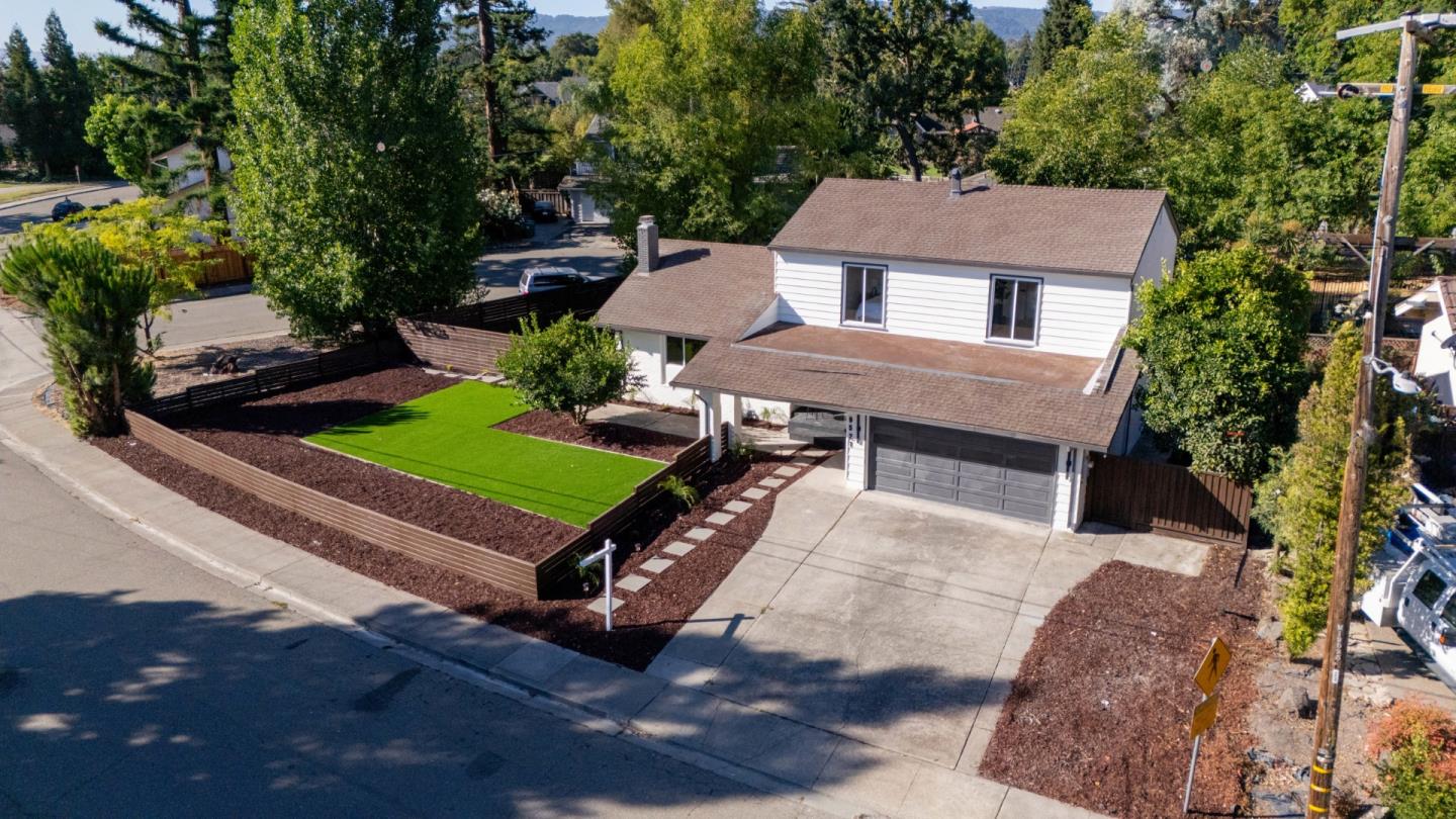 Detail Gallery Image 2 of 41 For 9521 Belle Meade Dr, San Ramon,  CA 94583 - 4 Beds | 3/1 Baths