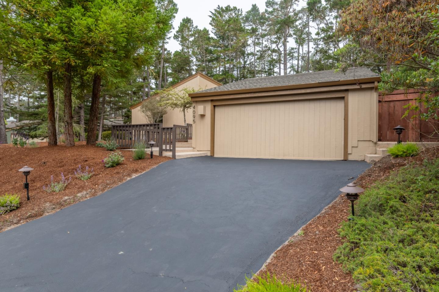 Detail Gallery Image 3 of 42 For 4095 Pine Meadows Way, Pebble Beach,  CA 93953 - 3 Beds | 3 Baths