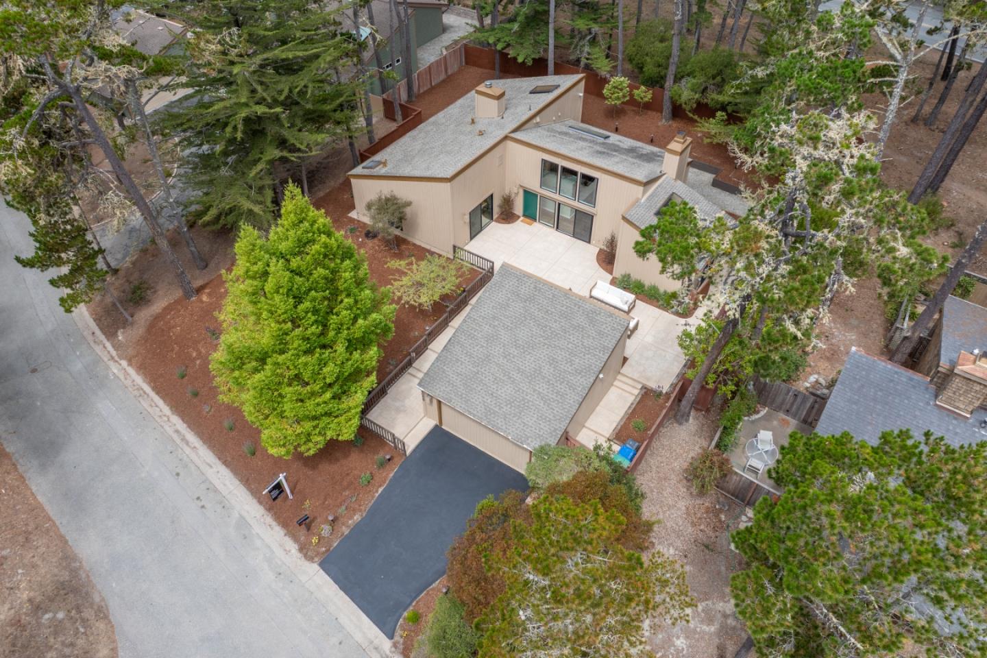 Detail Gallery Image 39 of 42 For 4095 Pine Meadows Way, Pebble Beach,  CA 93953 - 3 Beds | 3 Baths