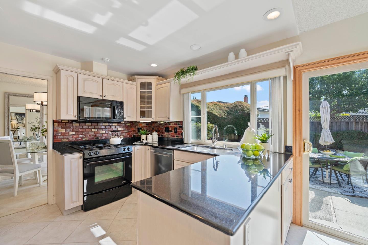 Detail Gallery Image 10 of 36 For 6106 Calle Esperanza, San Jose,  CA 95120 - 4 Beds | 2 Baths