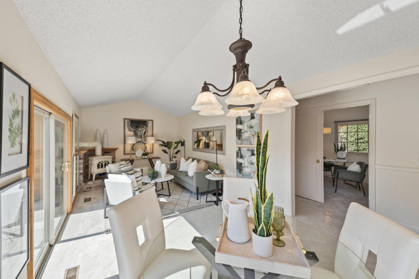 Detail Gallery Image 12 of 36 For 6106 Calle Esperanza, San Jose,  CA 95120 - 4 Beds | 2 Baths