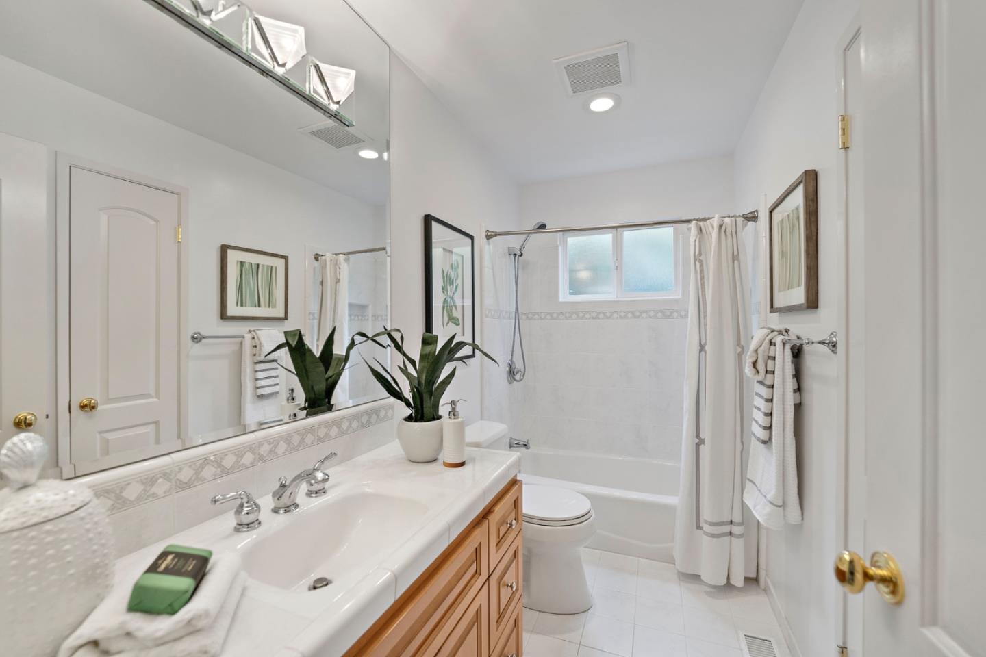 Detail Gallery Image 24 of 36 For 6106 Calle Esperanza, San Jose,  CA 95120 - 4 Beds | 2 Baths