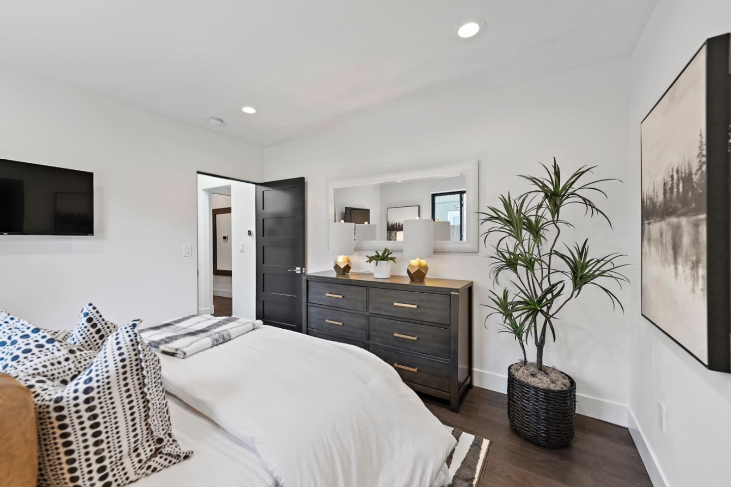 Detail Gallery Image 21 of 41 For 1335 Vernon Ave, San Jose,  CA 95125 - 3 Beds | 2 Baths
