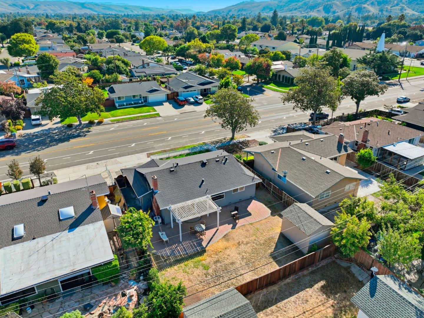 Detail Gallery Image 44 of 52 For 5841 Blossom Ave, San Jose,  CA 95123 - 3 Beds | 2 Baths