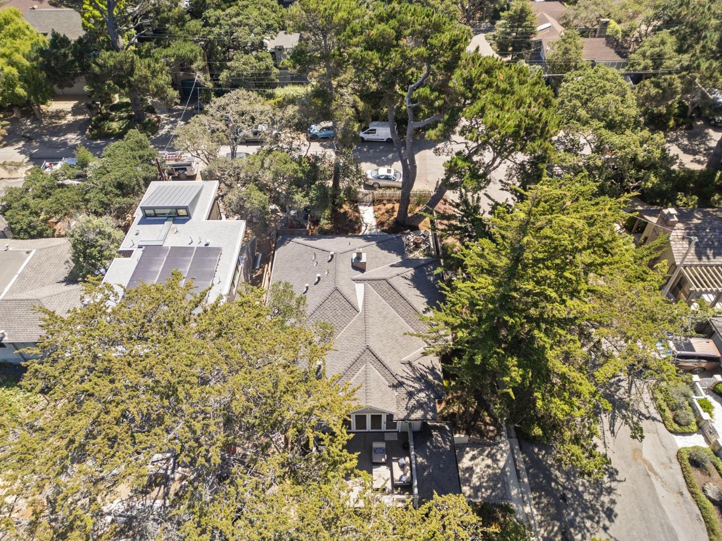 Detail Gallery Image 2 of 49 For 0 Nw Corner of Carmelo & 12th Ave, Carmel,  CA 93921 - 3 Beds | 2/1 Baths