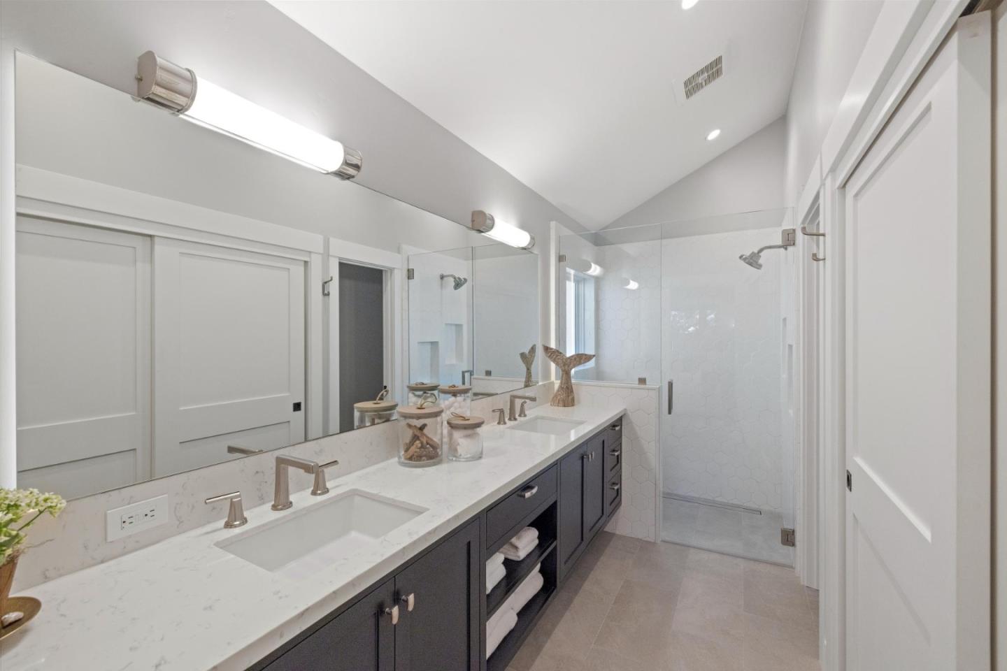 Detail Gallery Image 33 of 49 For 0 Nw Corner of Carmelo & 12th Ave, Carmel,  CA 93921 - 3 Beds | 2/1 Baths