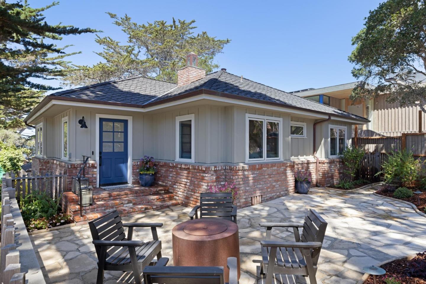 Detail Gallery Image 7 of 49 For 0 Nw Corner of Carmelo & 12th Ave, Carmel,  CA 93921 - 3 Beds | 2/1 Baths