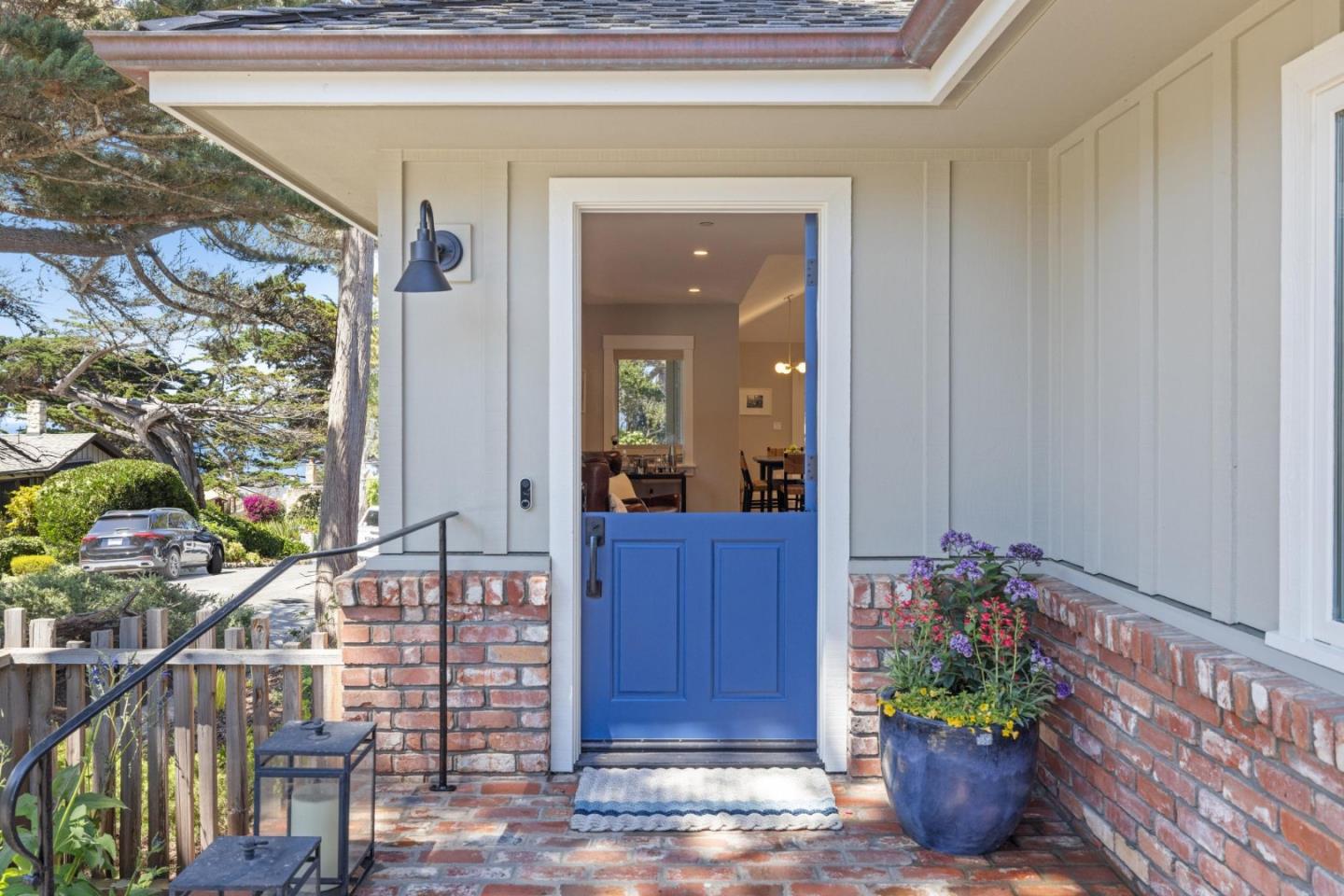Detail Gallery Image 8 of 49 For 0 Nw Corner of Carmelo & 12th Ave, Carmel,  CA 93921 - 3 Beds | 2/1 Baths