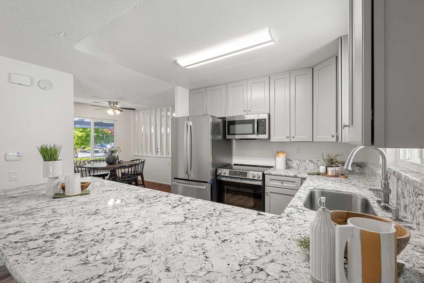 Detail Gallery Image 11 of 30 For 7630 El Roble Ct, Gilroy,  CA 95020 - 4 Beds | 2 Baths