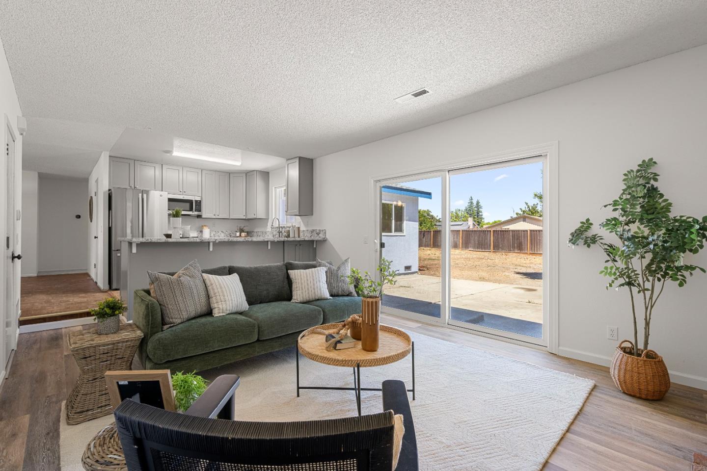 Detail Gallery Image 15 of 30 For 7630 El Roble Ct, Gilroy,  CA 95020 - 4 Beds | 2 Baths