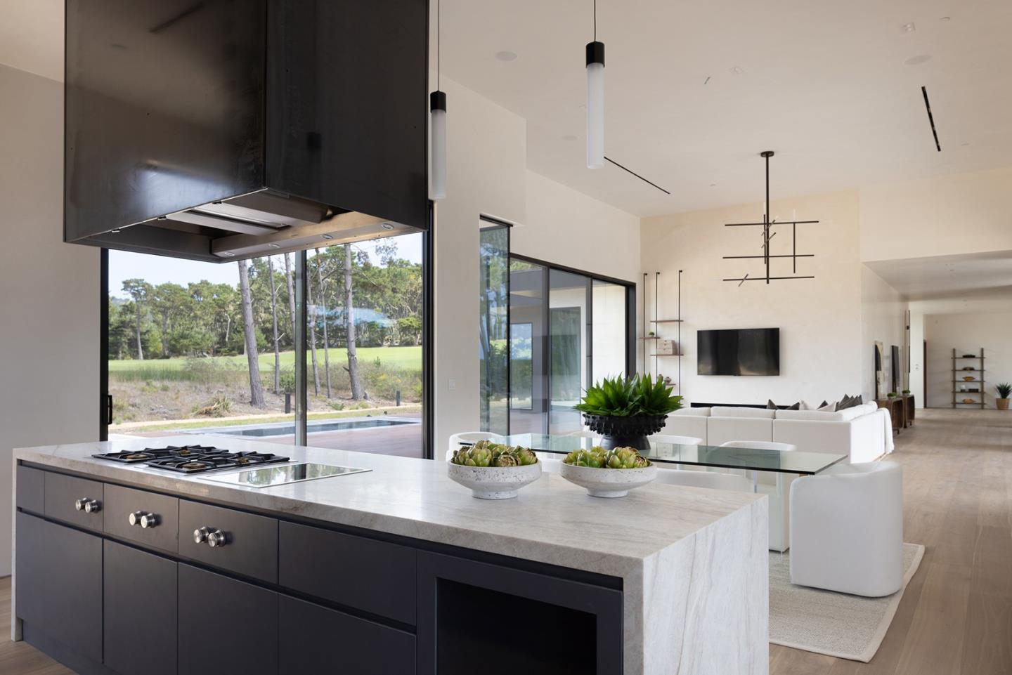 Detail Gallery Image 15 of 51 For 31 Poppy Ln, Pebble Beach,  CA 93953 - 4 Beds | 5/1 Baths
