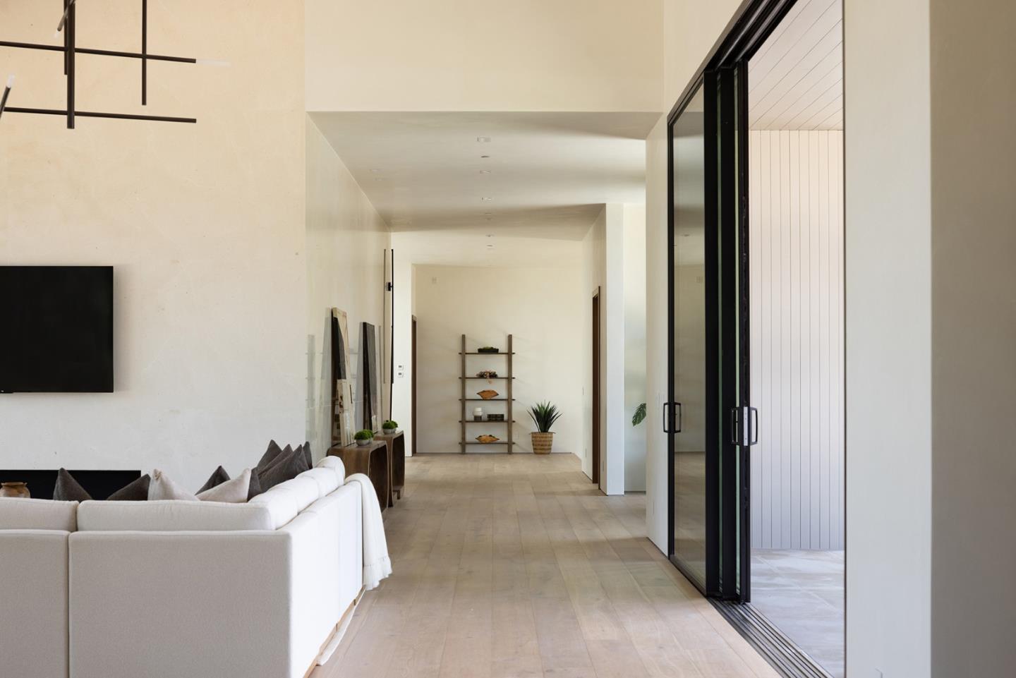 Detail Gallery Image 17 of 51 For 31 Poppy Ln, Pebble Beach,  CA 93953 - 4 Beds | 5/1 Baths