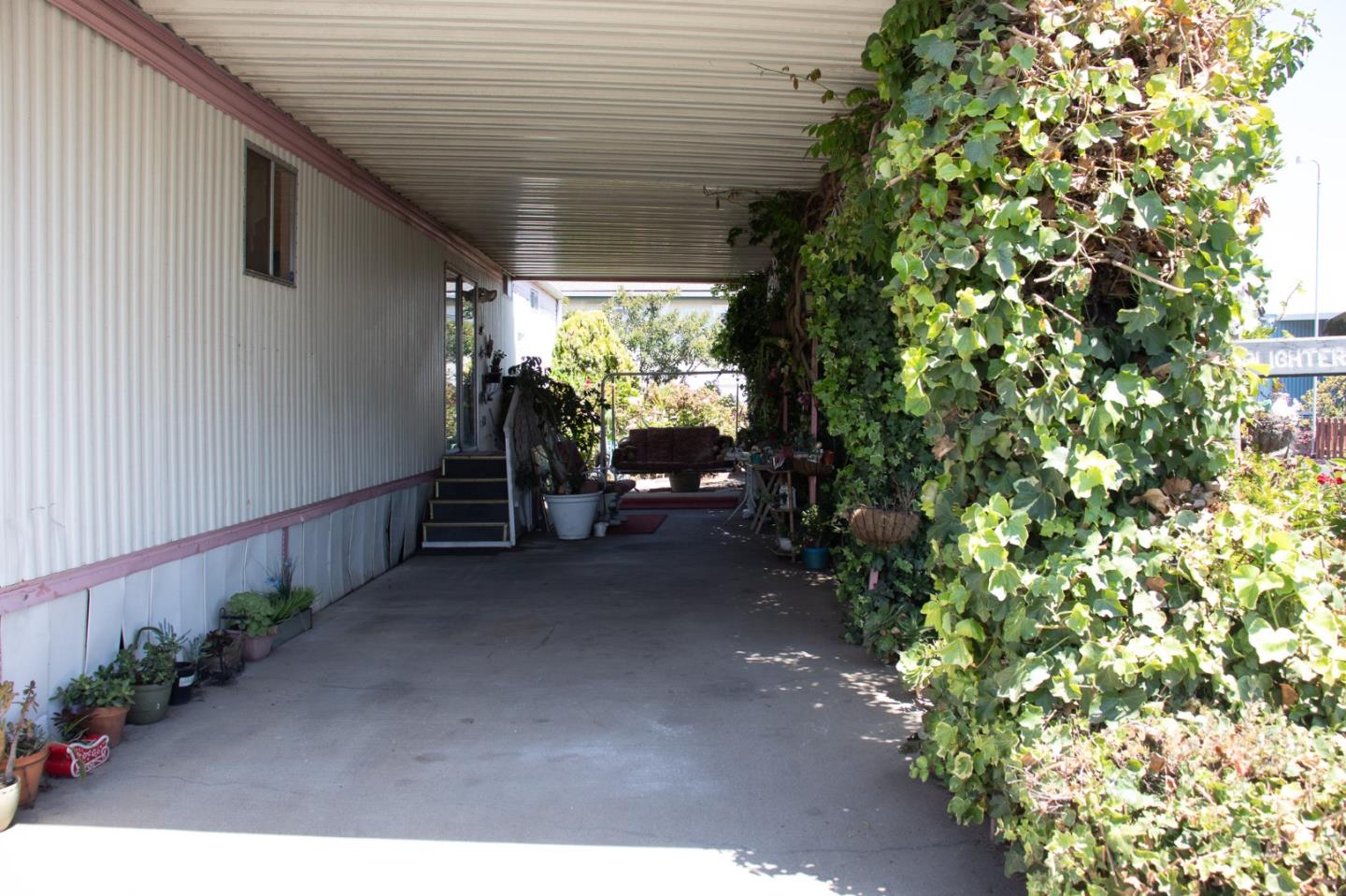Detail Gallery Image 5 of 36 For 255 E. Bolivar St #146,  Salinas,  CA 93906 - 3 Beds | 2 Baths