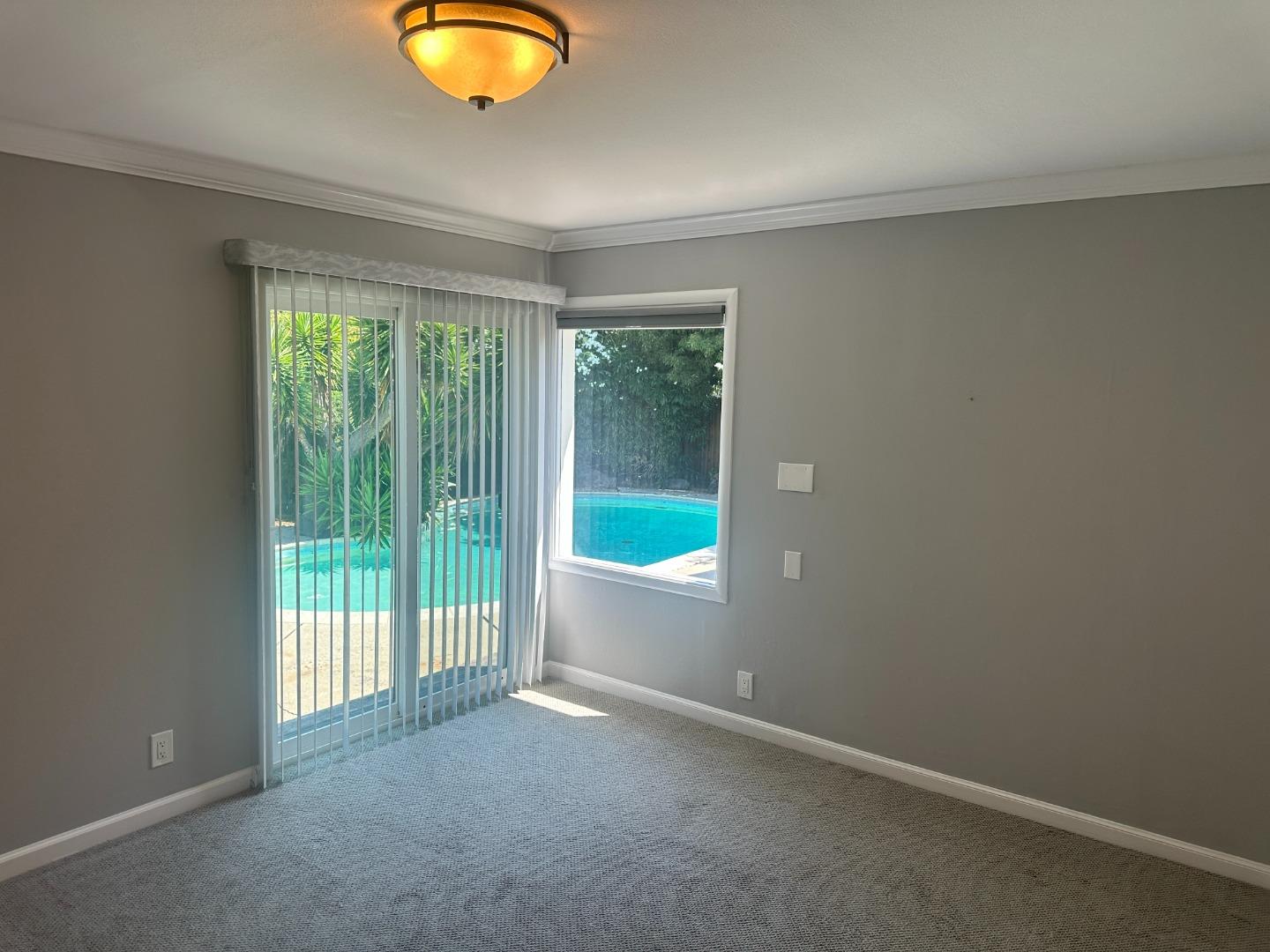 Detail Gallery Image 17 of 18 For 952 Timothy Ln, Menlo Park,  CA 94025 - 2 Beds | 1 Baths
