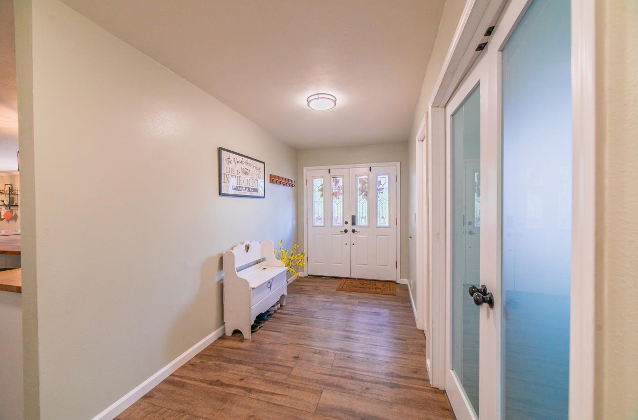 Detail Gallery Image 10 of 52 For 2646 El Camino Real, Salinas,  CA 93907 - 5 Beds | 2/1 Baths