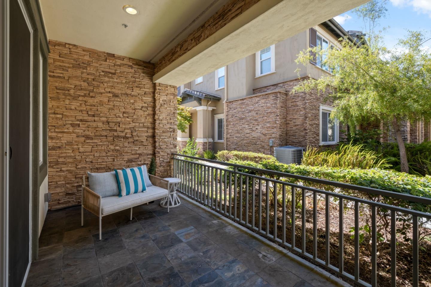 Detail Gallery Image 21 of 80 For 2866 Paseo Ln, San Jose,  CA 95124 - 4 Beds | 4/1 Baths