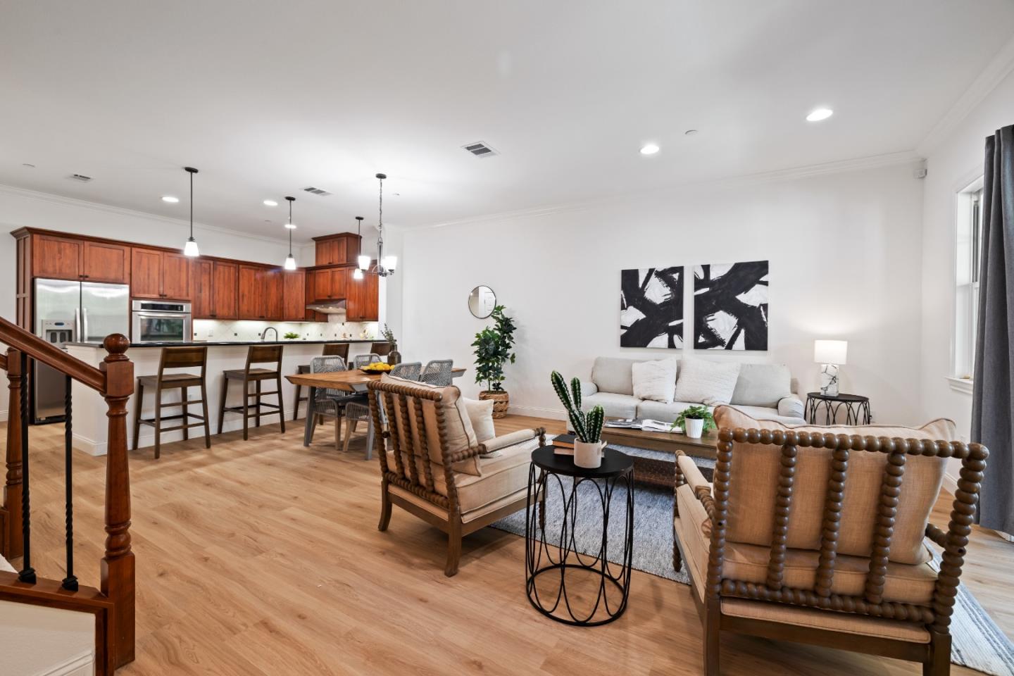 Detail Gallery Image 4 of 80 For 2866 Paseo Ln, San Jose,  CA 95124 - 4 Beds | 4/1 Baths