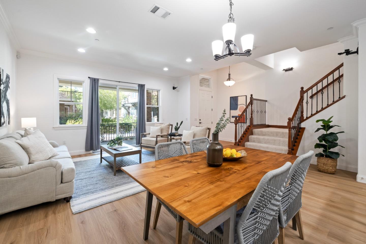 Detail Gallery Image 6 of 80 For 2866 Paseo Ln, San Jose,  CA 95124 - 4 Beds | 4/1 Baths