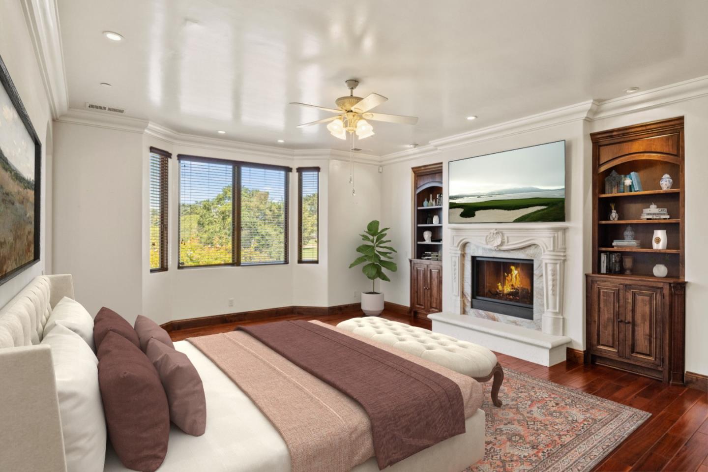 Detail Gallery Image 10 of 25 For 5 Fairway Ct, Seaside,  CA 93955 - 4 Beds | 3 Baths