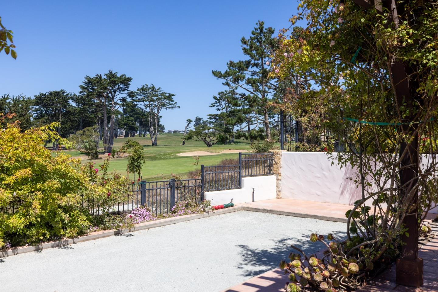 Detail Gallery Image 22 of 25 For 5 Fairway Ct, Seaside,  CA 93955 - 4 Beds | 3 Baths