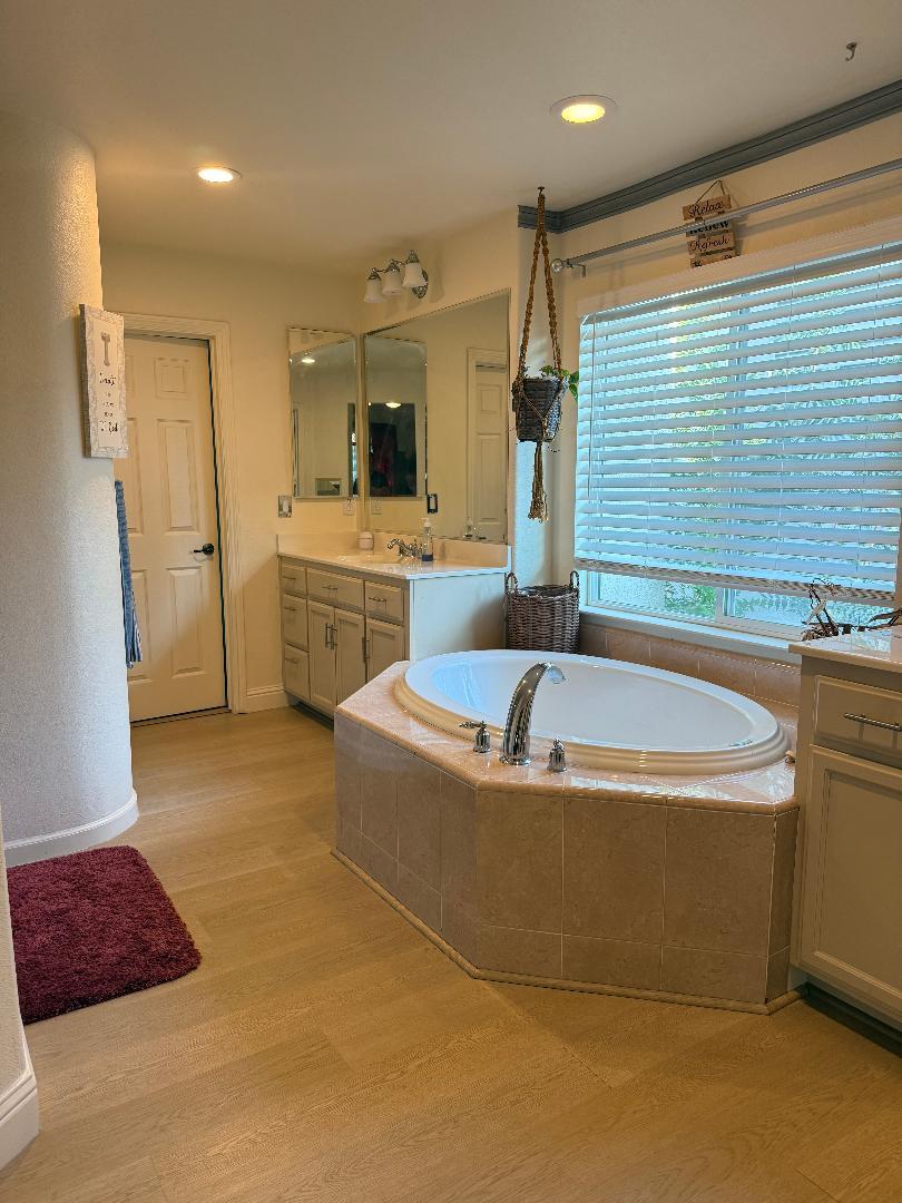 Detail Gallery Image 9 of 28 For 41 Palomino Way, Patterson,  CA 95363 - 3 Beds | 2/1 Baths